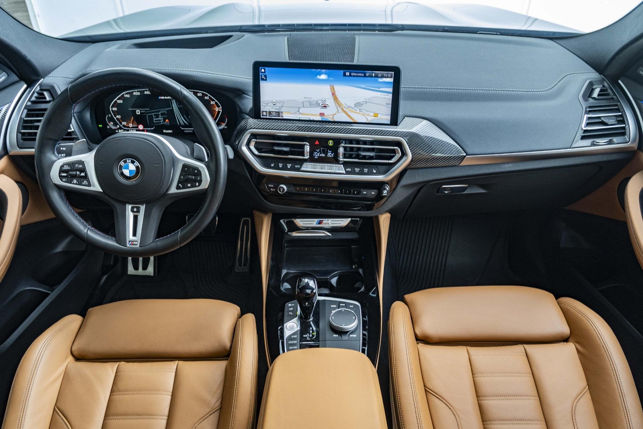 BMW X4 M40i | High Executive | M Sport Plus Pack | Macaoblau, Auto's, Gebruikt, Blauw, 360 pk, 120 €/maand