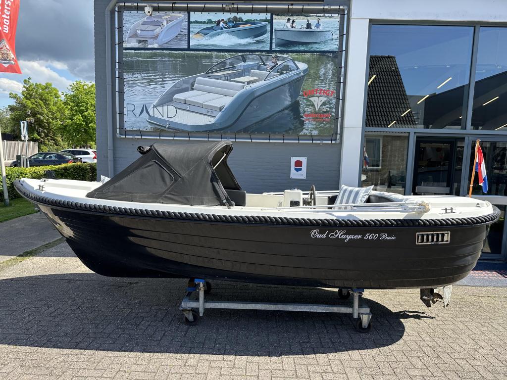 Oud Huijzer 560 met 9.8 pk Tohatsu, Watersport en Boten, Sloepen, 6 m, Oud Huijzer, Biminitop, Overige typen