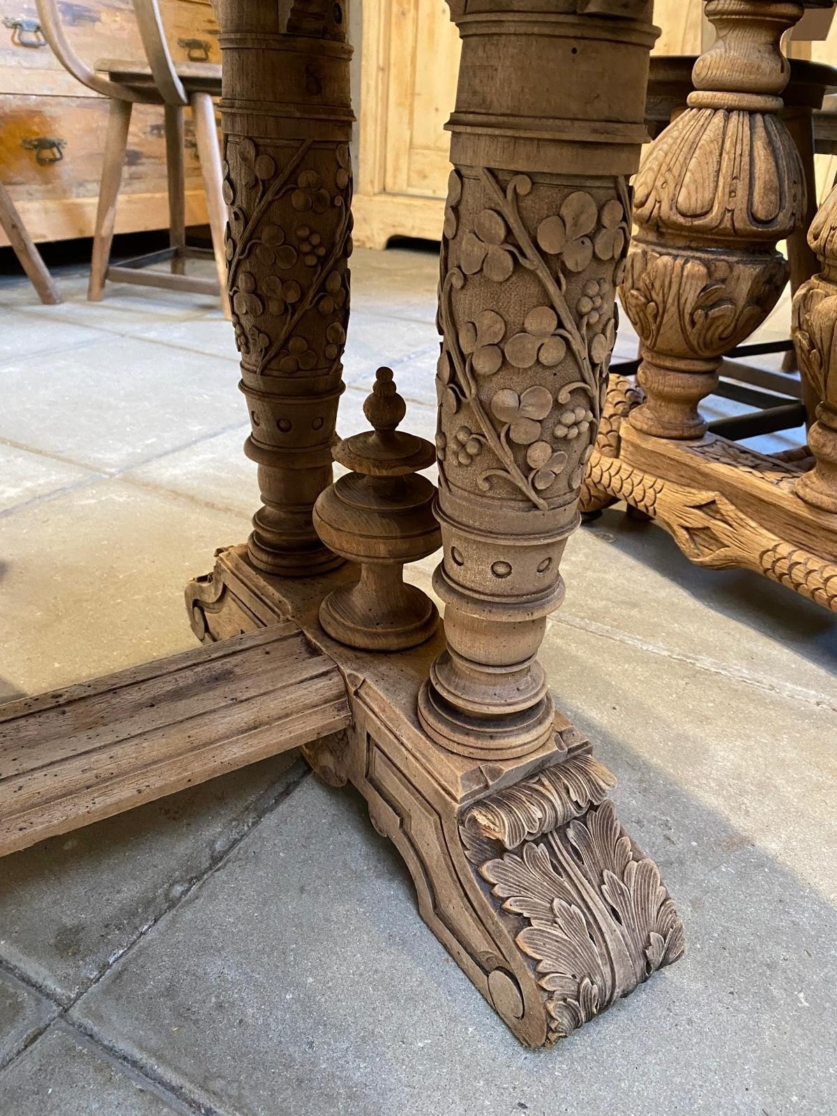 Antieke Renaissance tafel met marmeren blad en lades, Ophalen