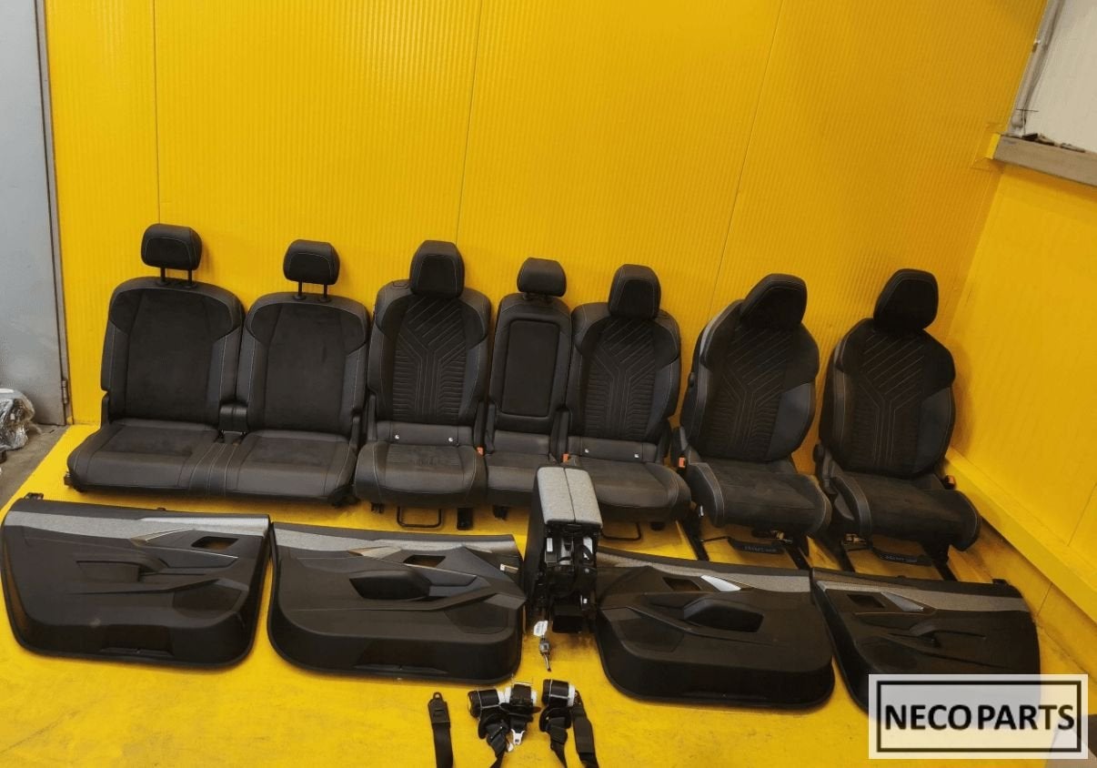 PEUGEOT 5008 III INTERIEUR SET STOELEN VERWARMD ORIGINEEL, Gebruikt, -, -, Ophalen of Verzenden