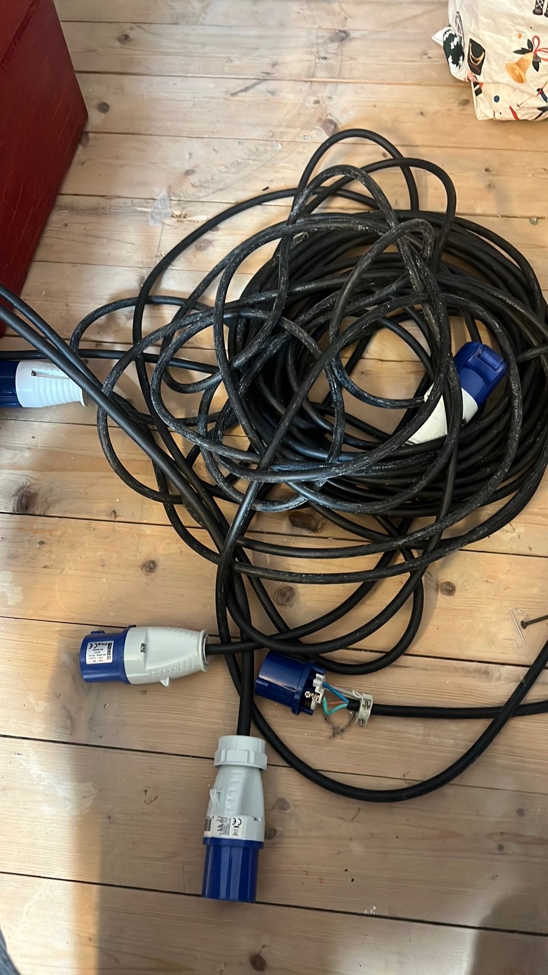 Camping stroomkabel met kapotte stekker, Doe-het-zelf en Verbouw, Elektra en Kabels, Ophalen, Gebruikt, Kabel of Snoer