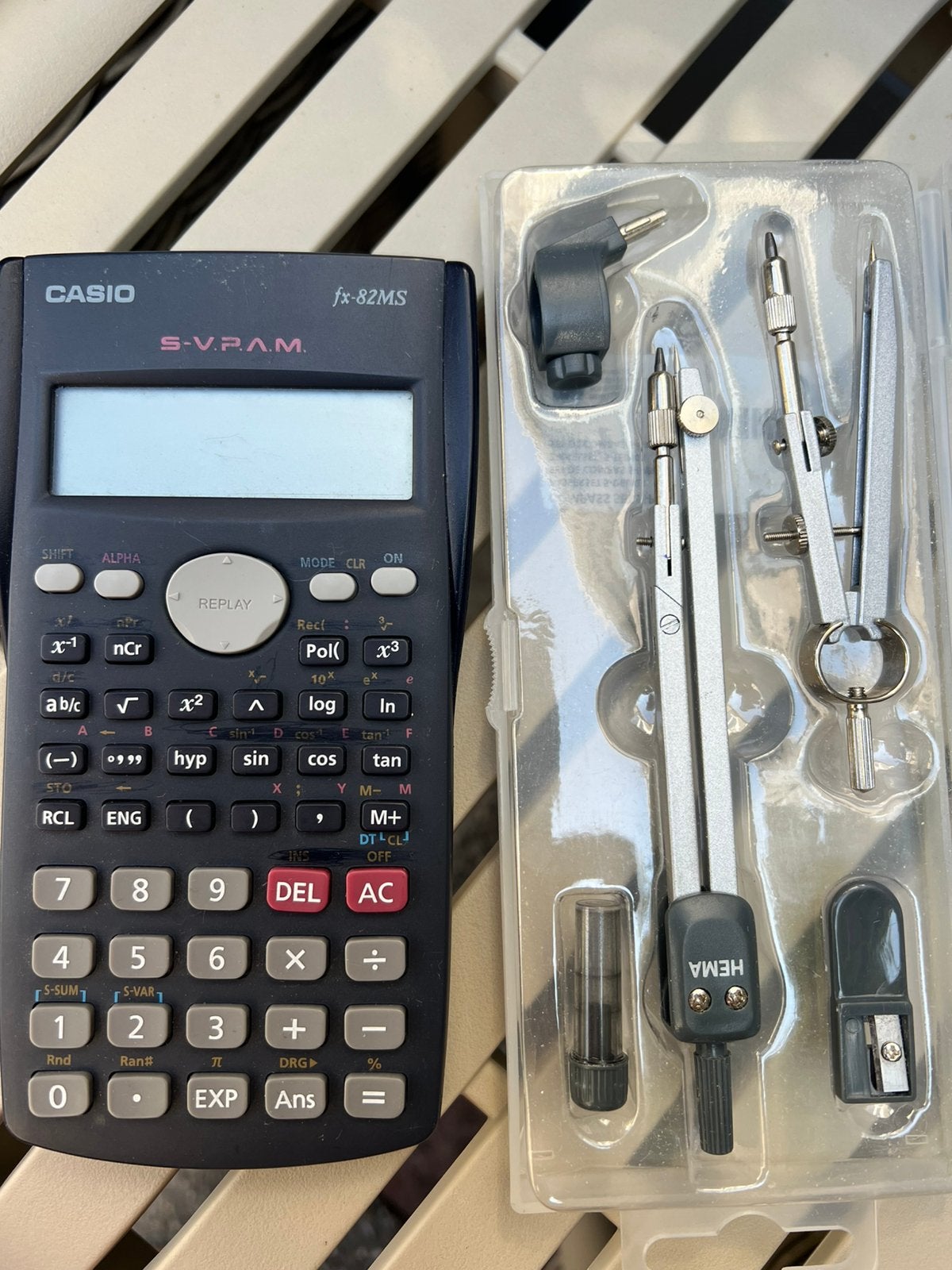 Casio fx-82MS, Diversen, Schoolbenodigdheden, Ophalen, Zo goed als nieuw