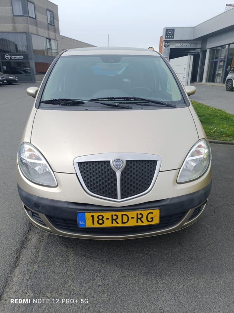 Lancia Musa 1.4 16V AUT 2005 Wit, Auto's, 400 kg, Wit, Origineel Nederlands, Particulier