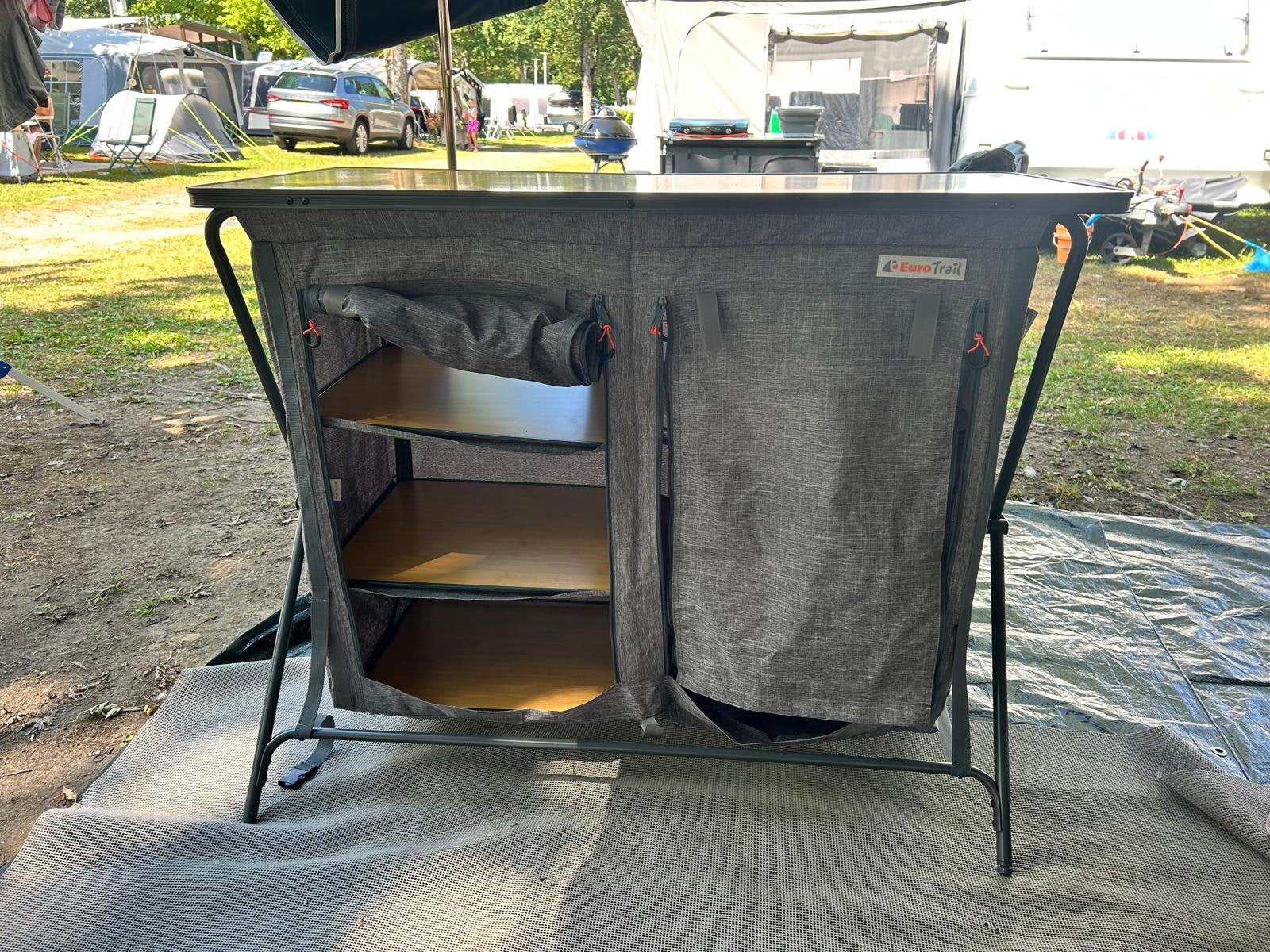 Eurotrail campingkast, Ophalen, Zo goed als nieuw, Campingkast