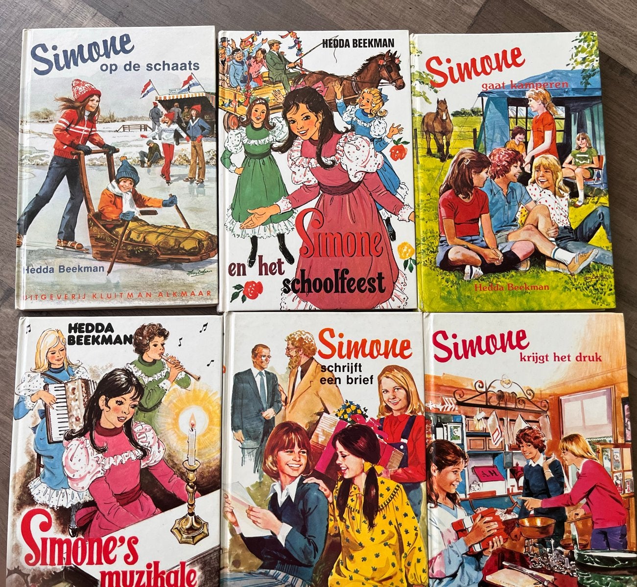 Simone boekenreeks van Hedda Beekman - 6 delen, Boeken, Ophalen, Gelezen, Fictie algemeen