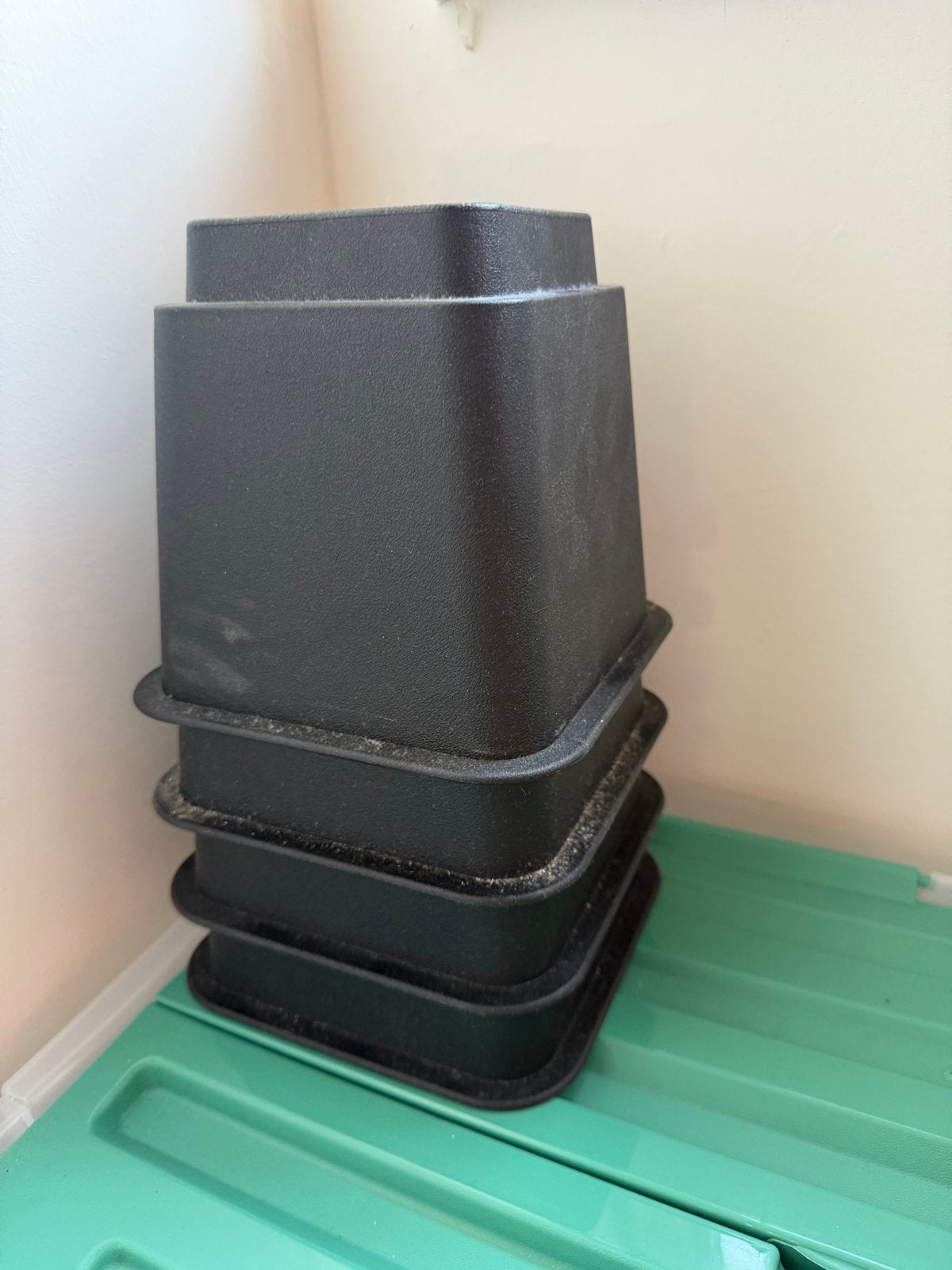 Bedverhogers / Bedklossen - Set van 4 stuks - 15cm hoog, Ophalen, Overige materialen, Gebruikt, Eenpersoons