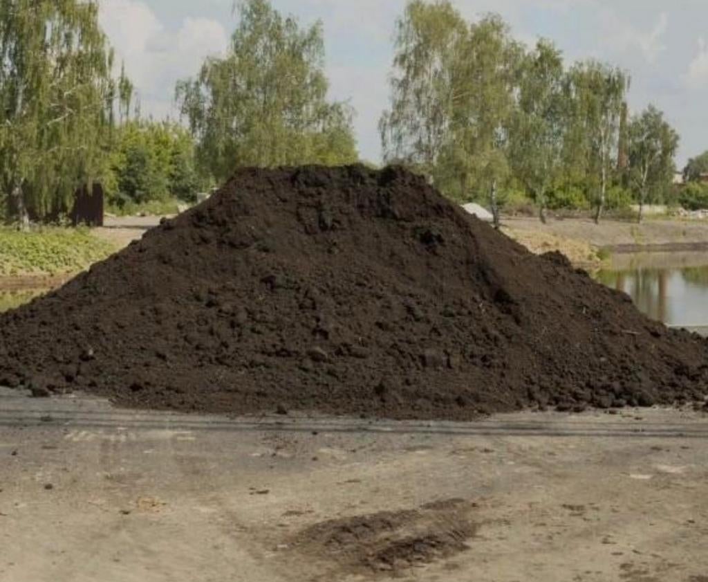 Gratis zwarte grond storten, Ophalen of Verzenden, Tuinaarde