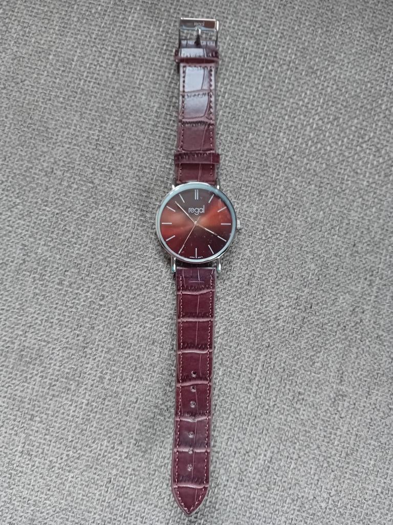 Nieuw dames horloge bruintinten. Merk regal, Ophalen of Verzenden, Zo goed als nieuw, Overige merken