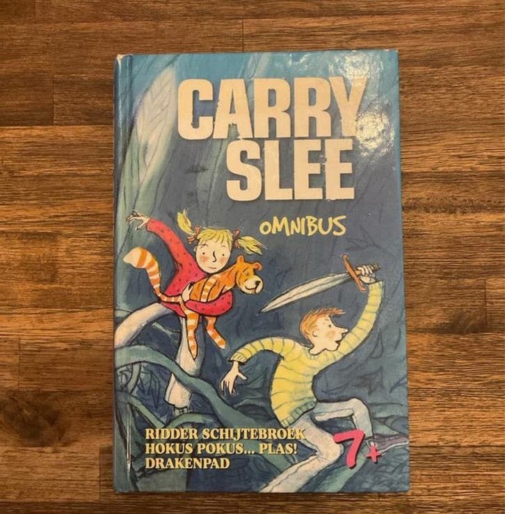 Carry Slee Omnibus: Ridder Schijtebroek, Hokus Pokus, Draken, Ophalen of Verzenden, Gelezen, Fictie algemeen