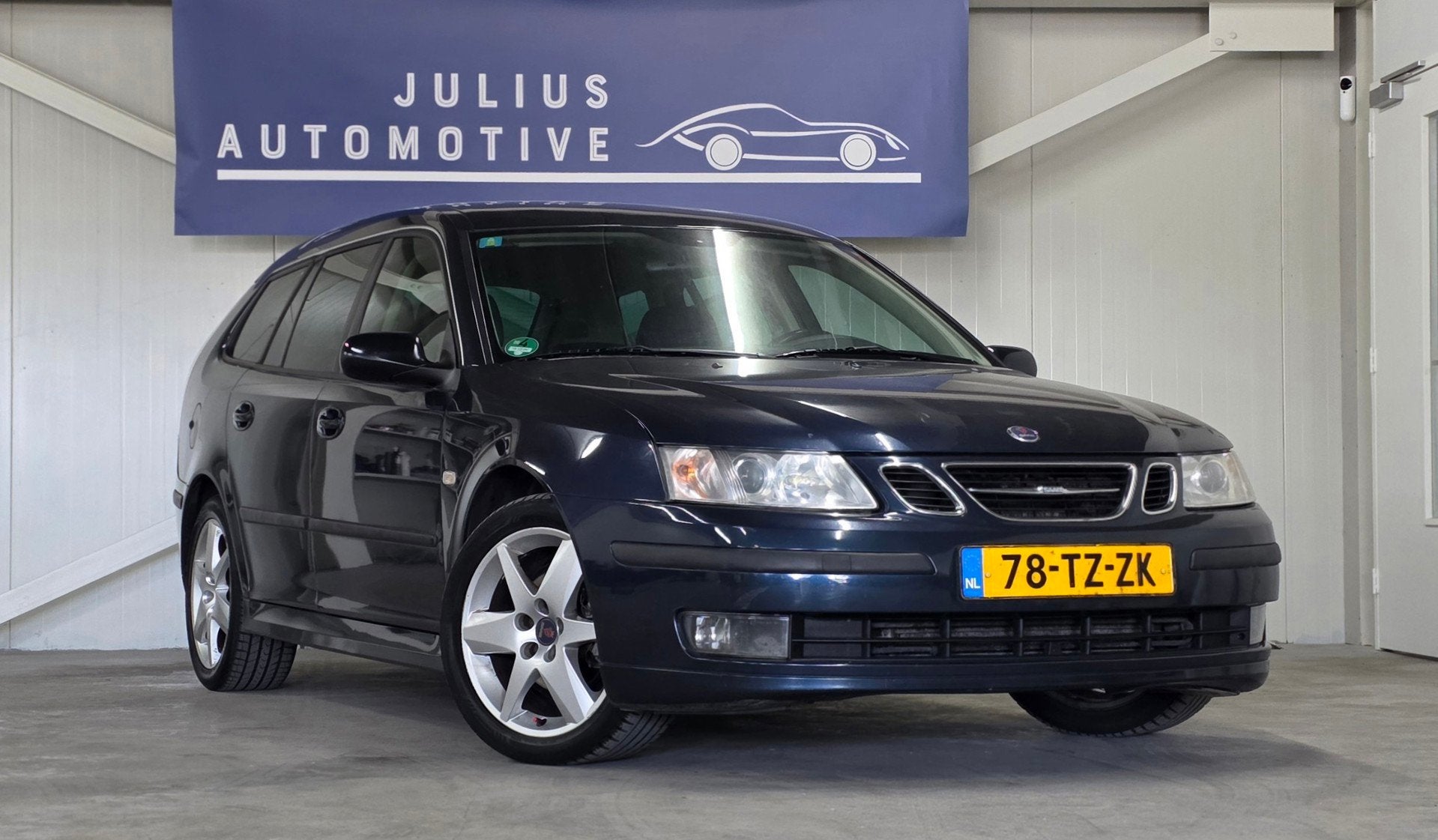 Saab 9-3 Sport Estate 2.0t Linear Hirsch Performance 195PK G, Auto's, Saab, 1998 cc, Gebruikt, Zwart, 4 cilinders