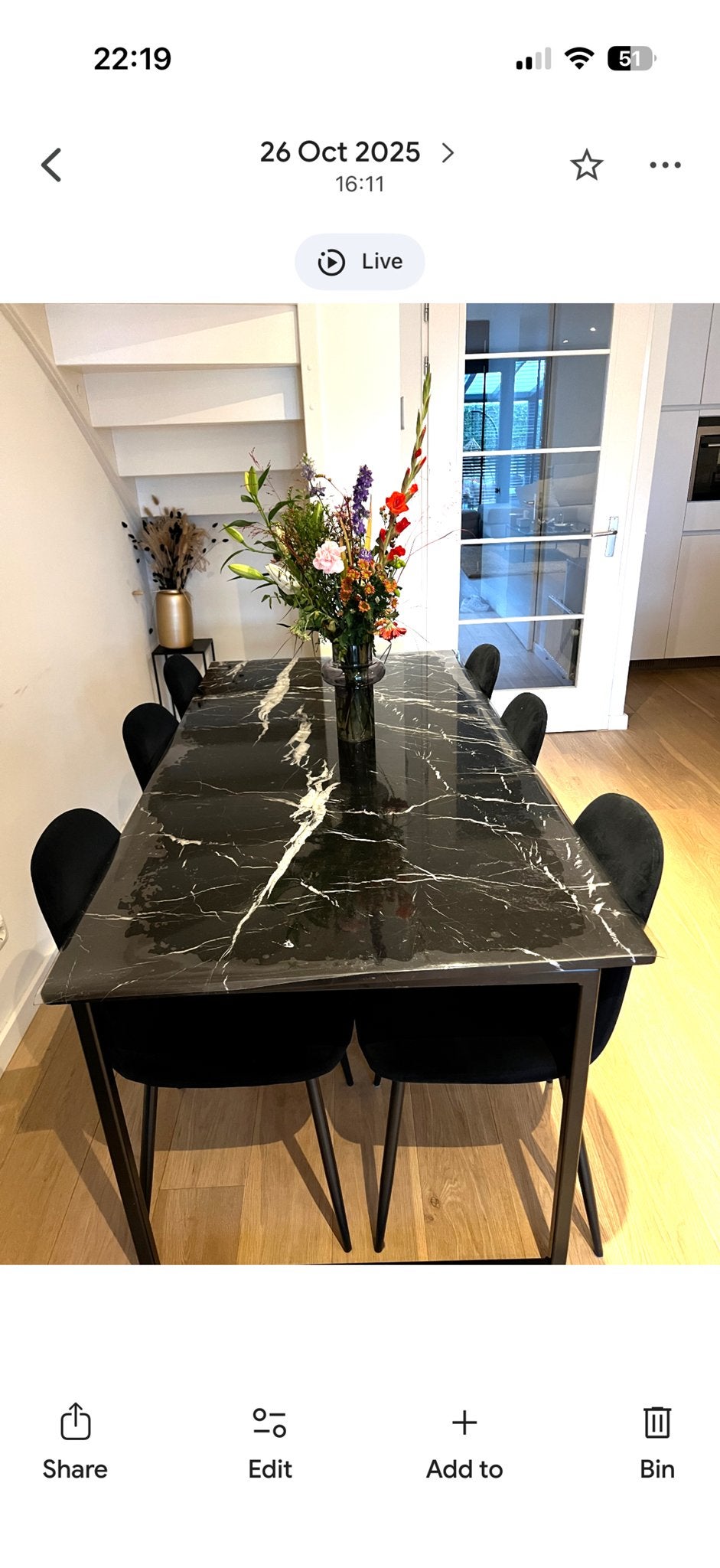 Moderne eettafel echte marmer blad en metalen onderstel, Ophalen, Kunststof, 50 tot 100 cm, Zo goed als nieuw