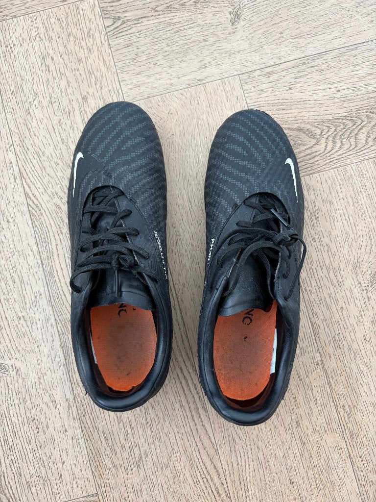 Nike Phantom voetbalschoenen maat 42, Maat XS of kleiner, Schoenen, Ophalen of Verzenden, Zo goed als nieuw