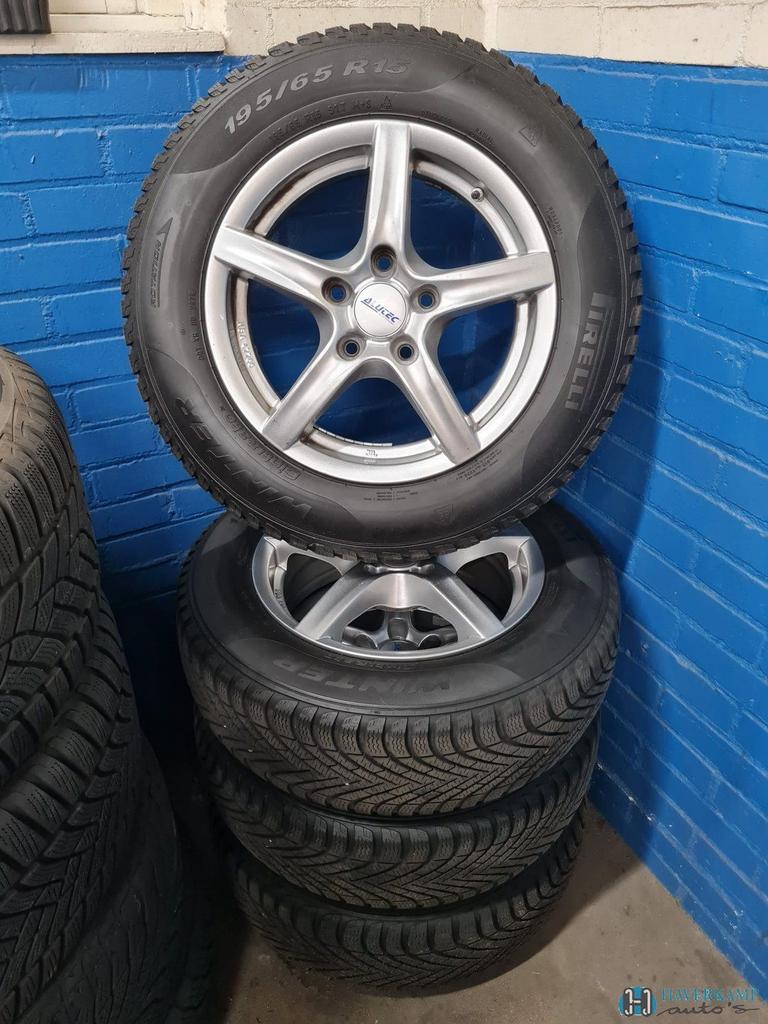 Kia Venga winterset 195 65 15, Ophalen, Gebruikt, 15 inch, -