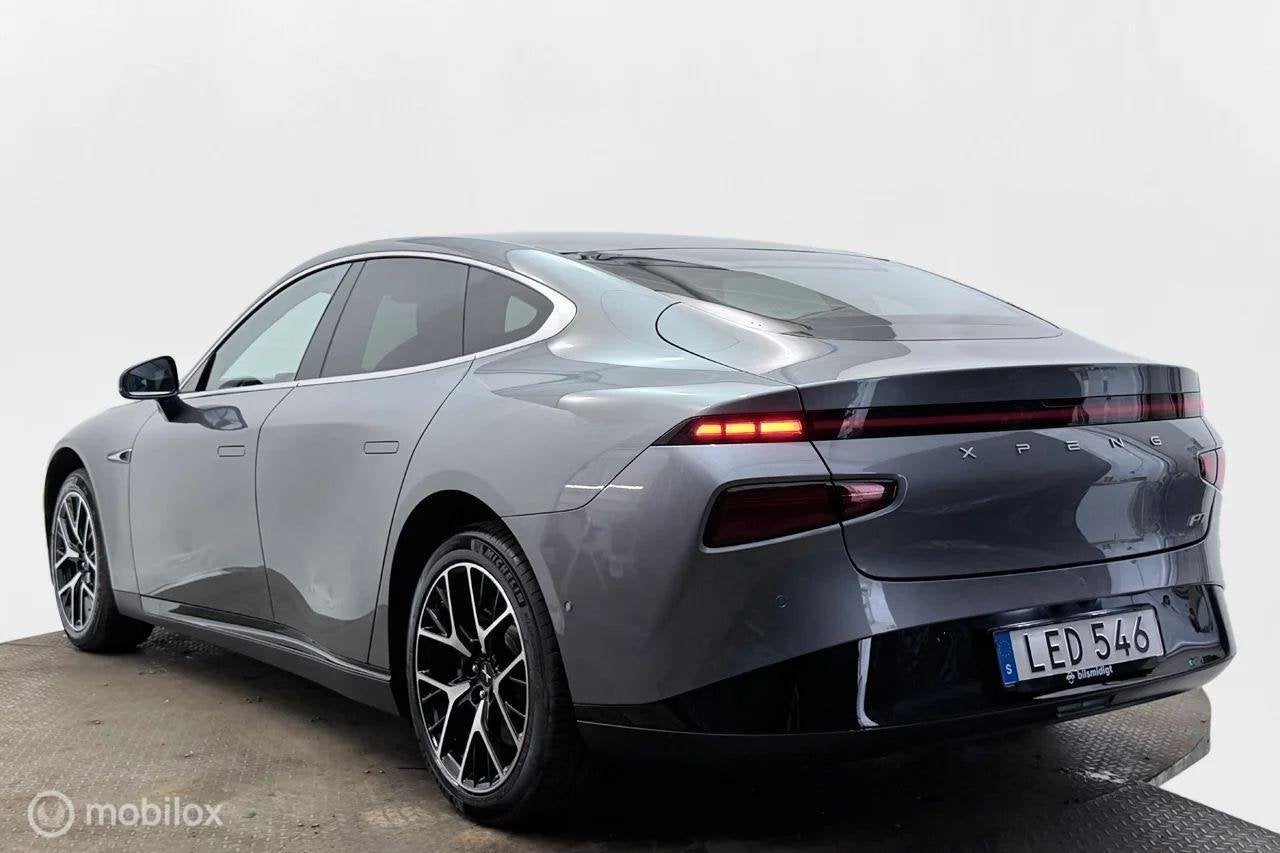 XPeng P7 Long Range RWD, Auto's, Automaat, Dealer onderhouden, Achterwielaandrijving, Gebruikt