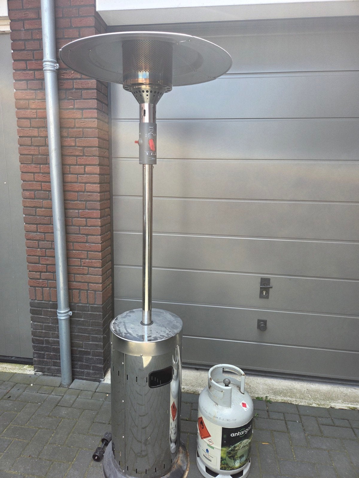Terrasverwarming, Ophalen, Zo goed als nieuw, Gas, Parasol