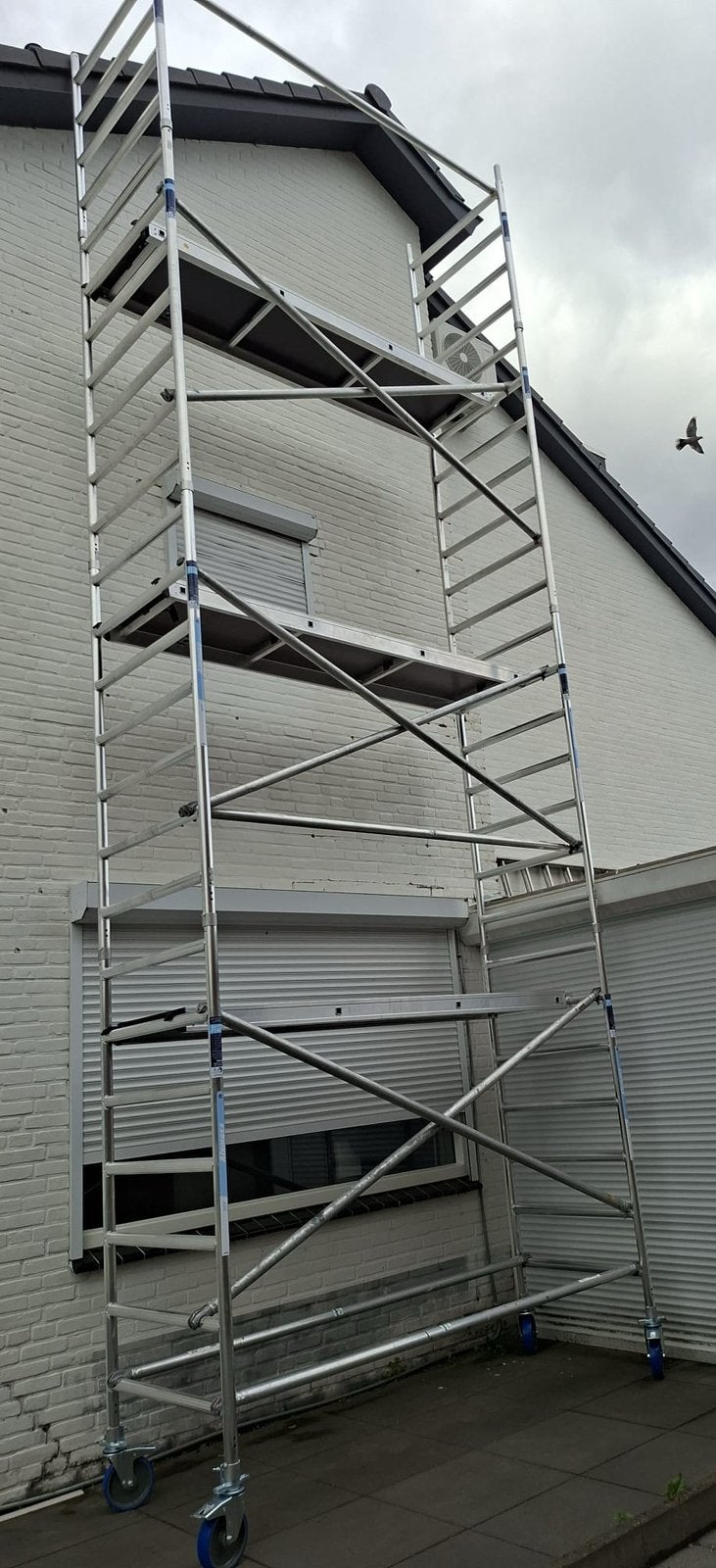 Rolsteiger 8,2 mtr werkhoogte ZGAN, Doe-het-zelf en Verbouw, Steigers, Ophalen, Zo goed als nieuw, Rolsteiger of Kamersteiger