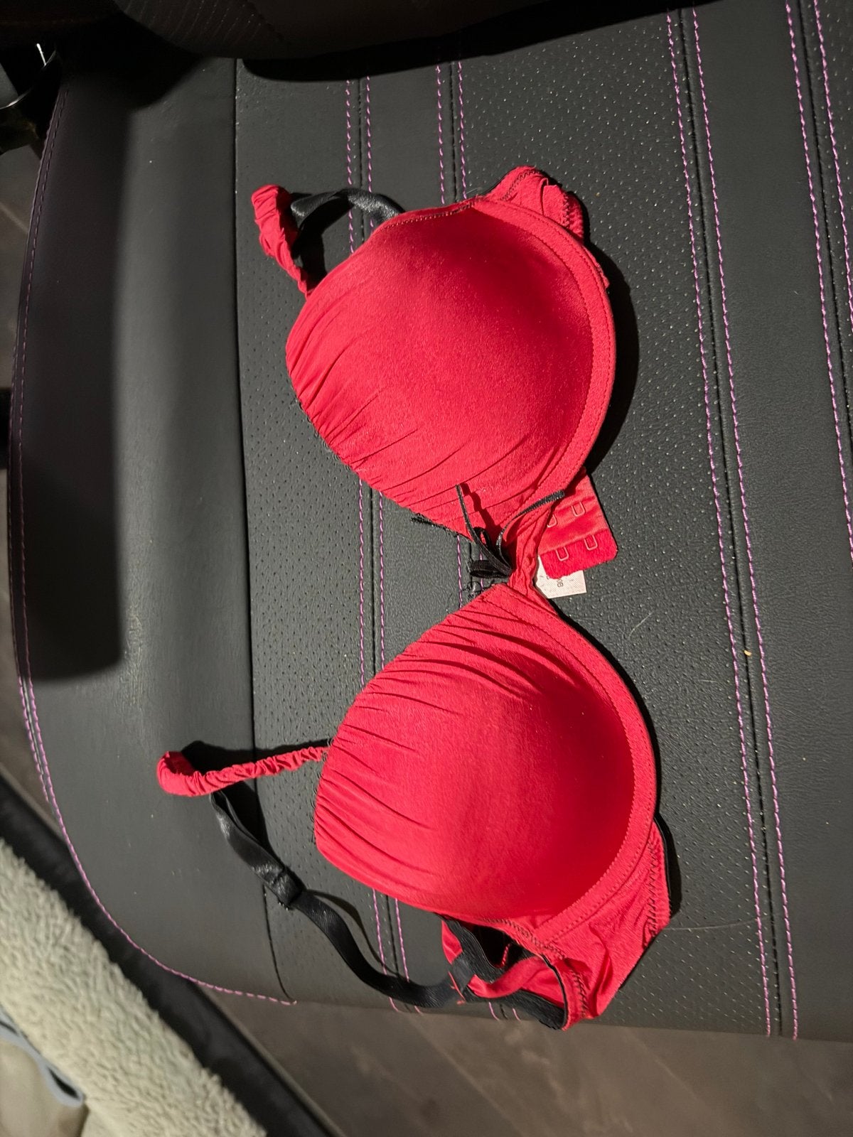Hunkemöller rode push-up BH, Verzenden, Rood, BH