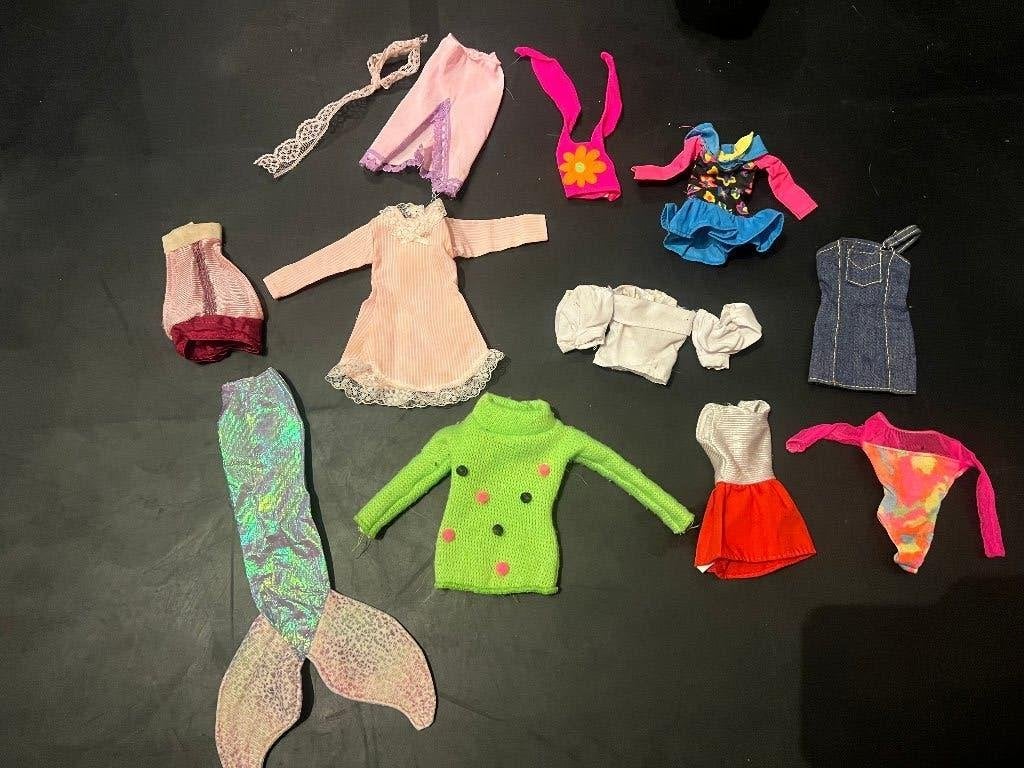 vintage fleur sindy barbiekleertjes Barbie kleren zeemeermin, Verzamelen, Poppen, Ophalen of Verzenden, Gebruikt, Kleertjes