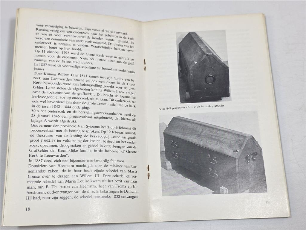 Stadhouderlijke Graven Jacobijnerkerk Leeuwarden, Ophalen of Verzenden, Gelezen