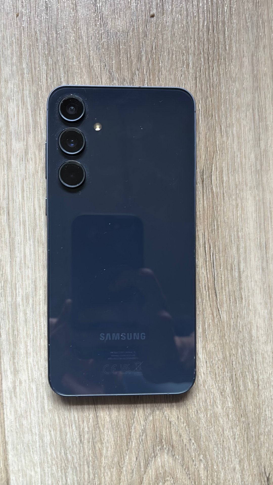 Foto 2 van Samsung Galaxy A55 - Zo goed al nieuw
