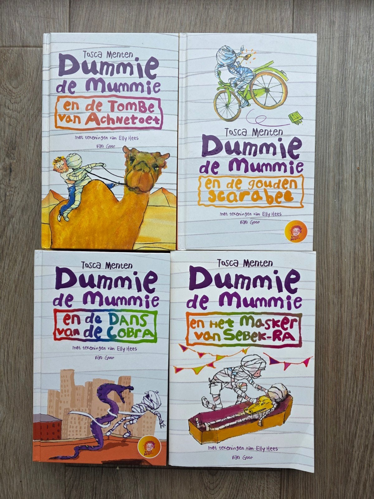 Dummie de Mummie boekenreeks - 4 delen, Ophalen of Verzenden, Zo goed als nieuw