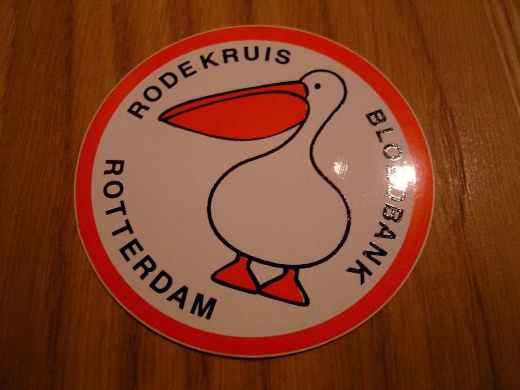 sticker strip pelikaan rode kruis bloedbank rotterdam, Ophalen, Zo goed als nieuw