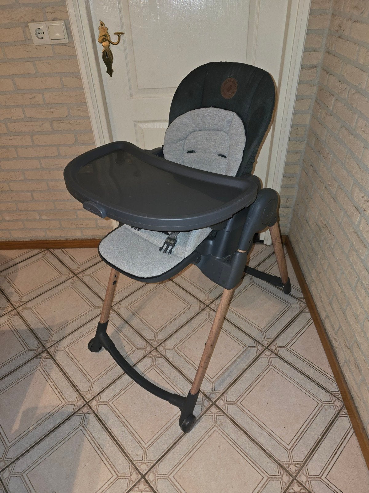 Nette en comfortabele kinderstoel van Maxi Cosi, Ophalen, Zo goed als nieuw, Overige typen