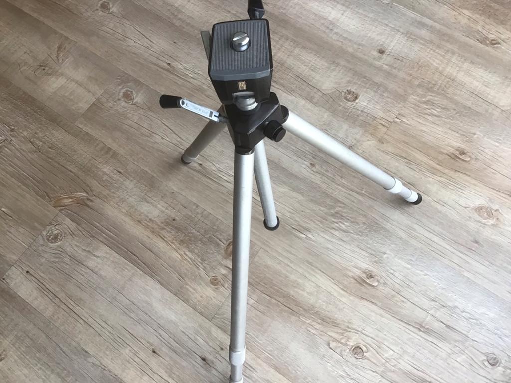 Statief  Slick ., Ophalen of Verzenden, Zo goed als nieuw, Driepoot