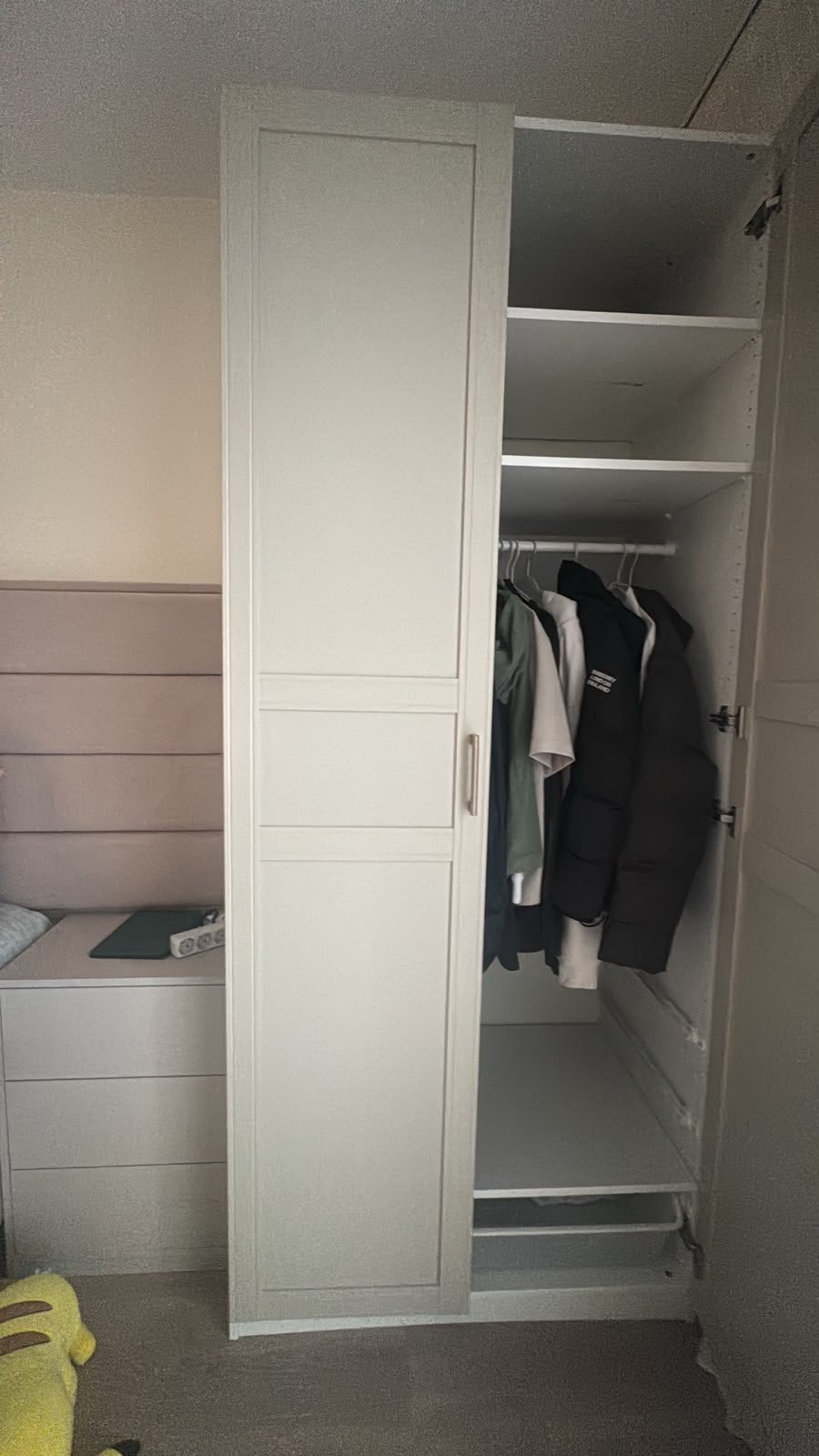 Kleidingkqsten, Gebruikt, 200 cm of meer, Met klep(pen), 50 tot 75 cm