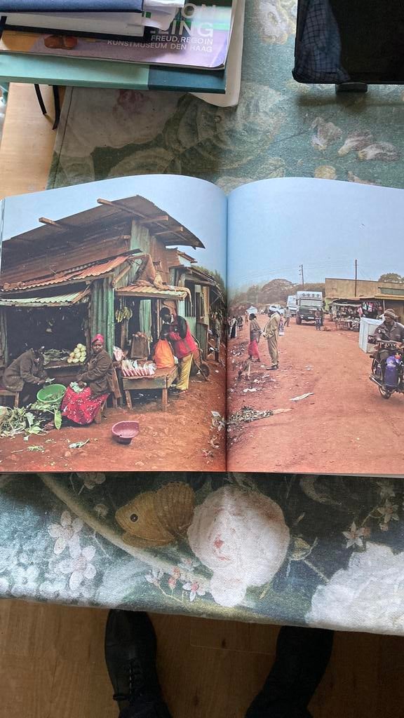 AFRIKA. Ontmoetingen tussen Caïro en Kaapstad. Fotoboek.2014, Boeken, Ophalen of Verzenden, Afrika