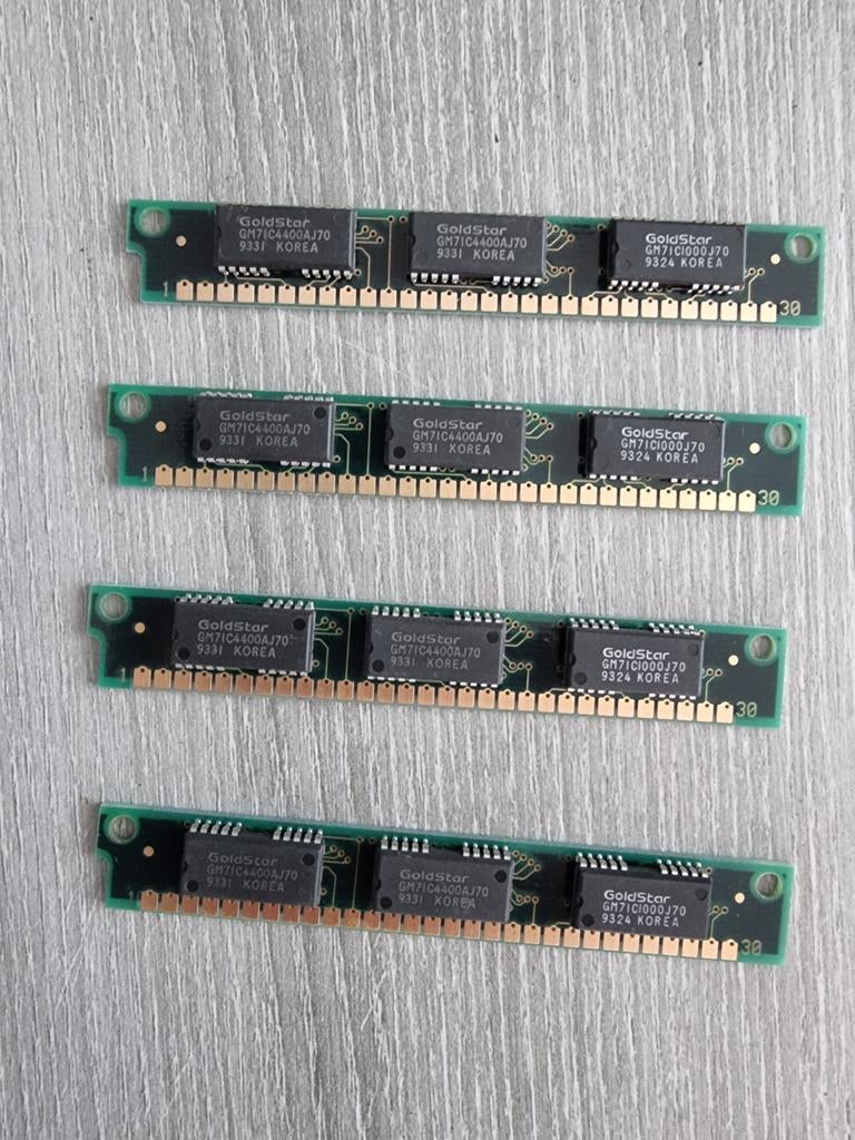 Werkgeheugen Dram simm 4 keer, Computers en Software, Ophalen of Verzenden, DDR, Desktop, Gebruikt