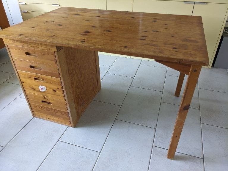 grenen bureau, Ophalen, Gebruikt