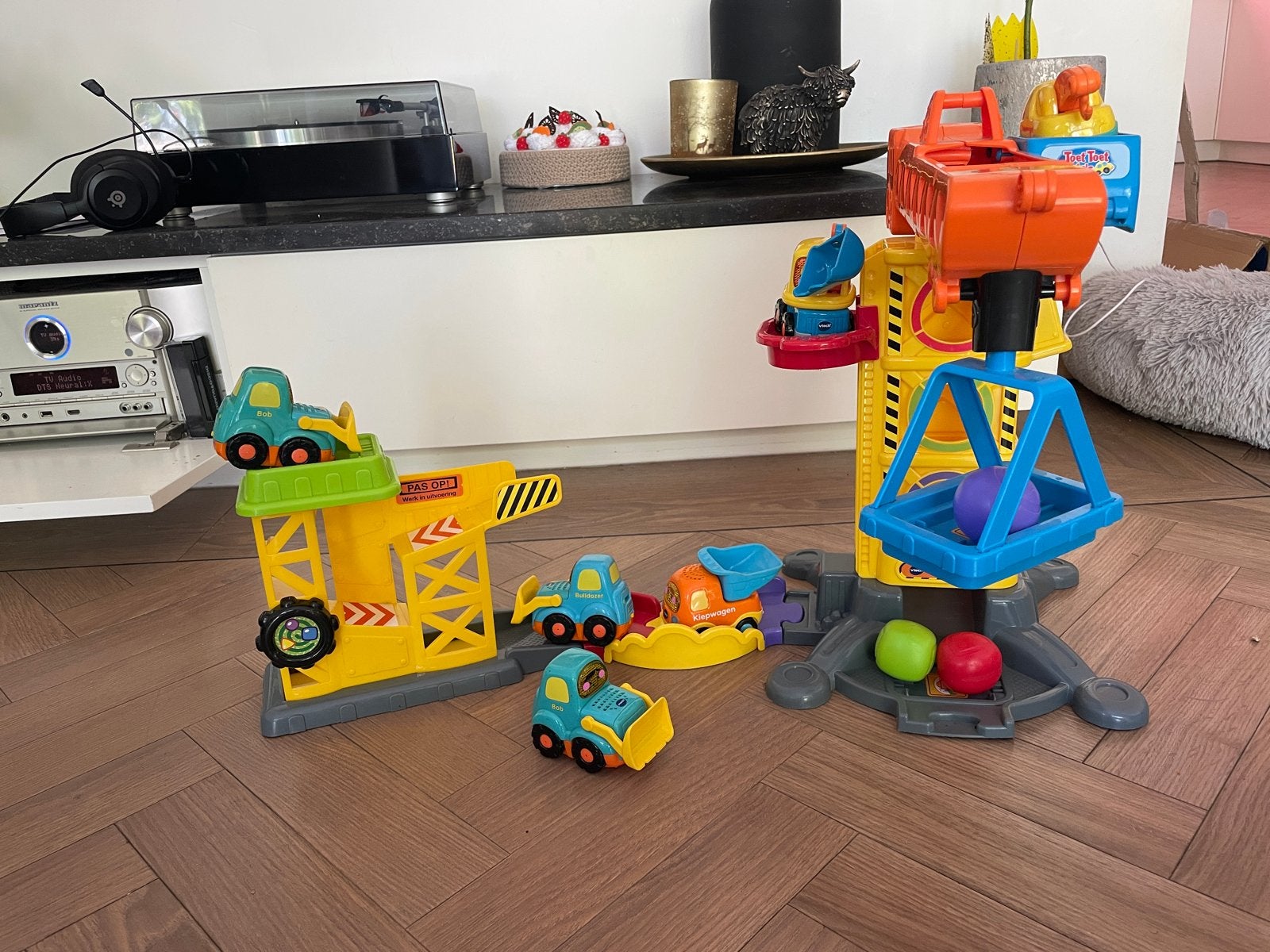 Toet Toet Bouwplaats met 6 Autootjes (Bob Bulldozer defect), Ophalen of Verzenden, Gebruikt