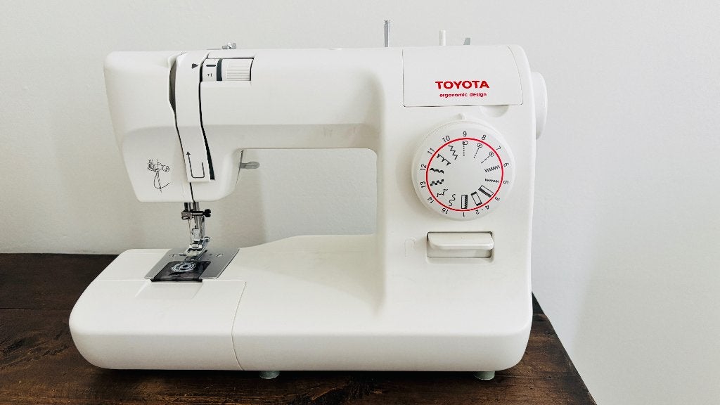 Toyota SPA 15 naaimachine te koop, Hobby en Vrije tijd, Naaimachines en Toebehoren, Ophalen, Zo goed als nieuw, Naaimachine, Overige merken