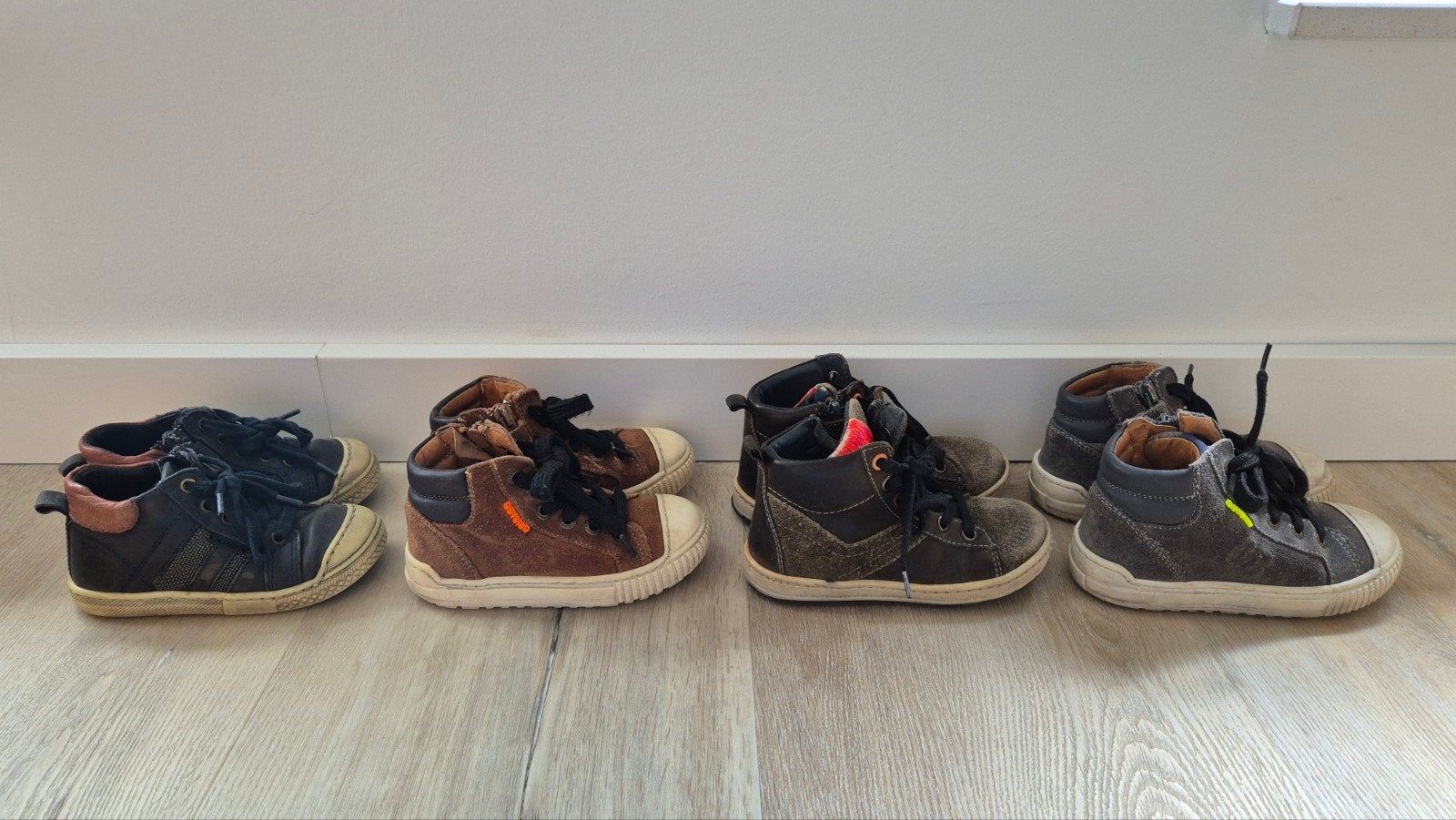 4 paar nette Develab en Muyters winterschoenen, maat 23-26, Gebruikt, Schoenen, Ophalen of Verzenden, Develab, Muyters