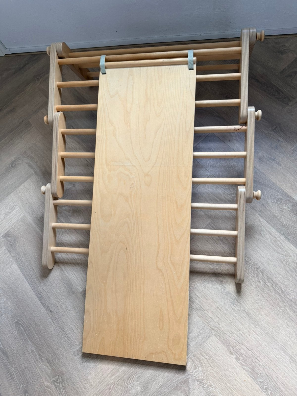 Ette tete klimrek en glijbaan, Ophalen, Zo goed als nieuw, Minder dan 140 cm, 70 tot 85 cm