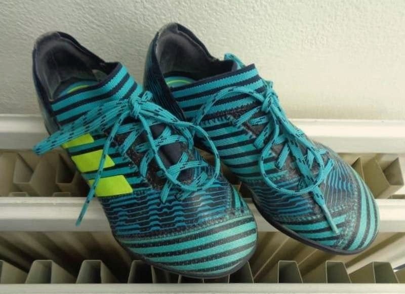 Adidas Nemeziz schoenen maat 30 voetbalschoenen, Adidas, Schoenen, Ophalen of Verzenden, Zo goed als nieuw