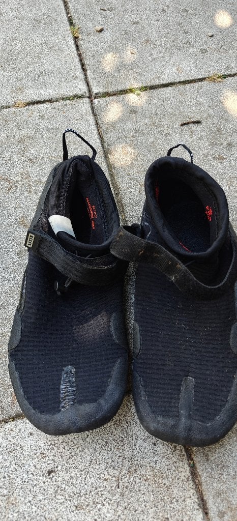 surfschoenen ION Ballistic, Watersport en Boten, Ophalen, Zo goed als nieuw, Dame of Heer, Zeil- of Surfschoenen