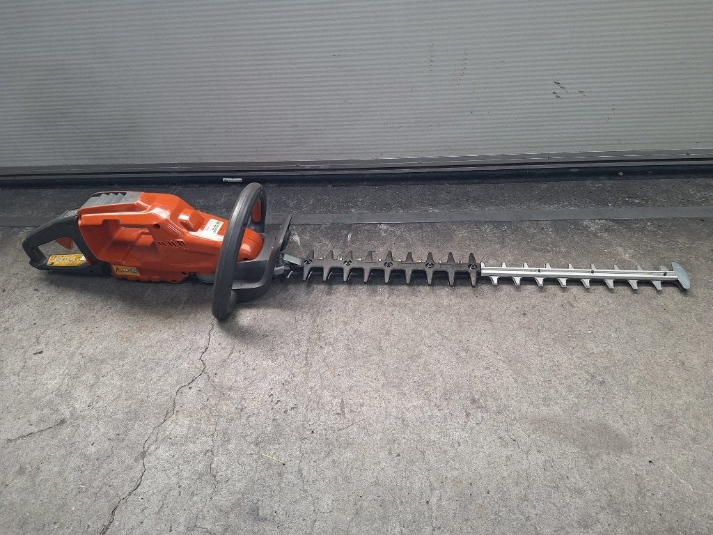 Husqvarna 520iHD70 Heggenschaar, Tuin en Terras, Heggenscharen, Ophalen, Zo goed als nieuw, Accu, Husqvarna