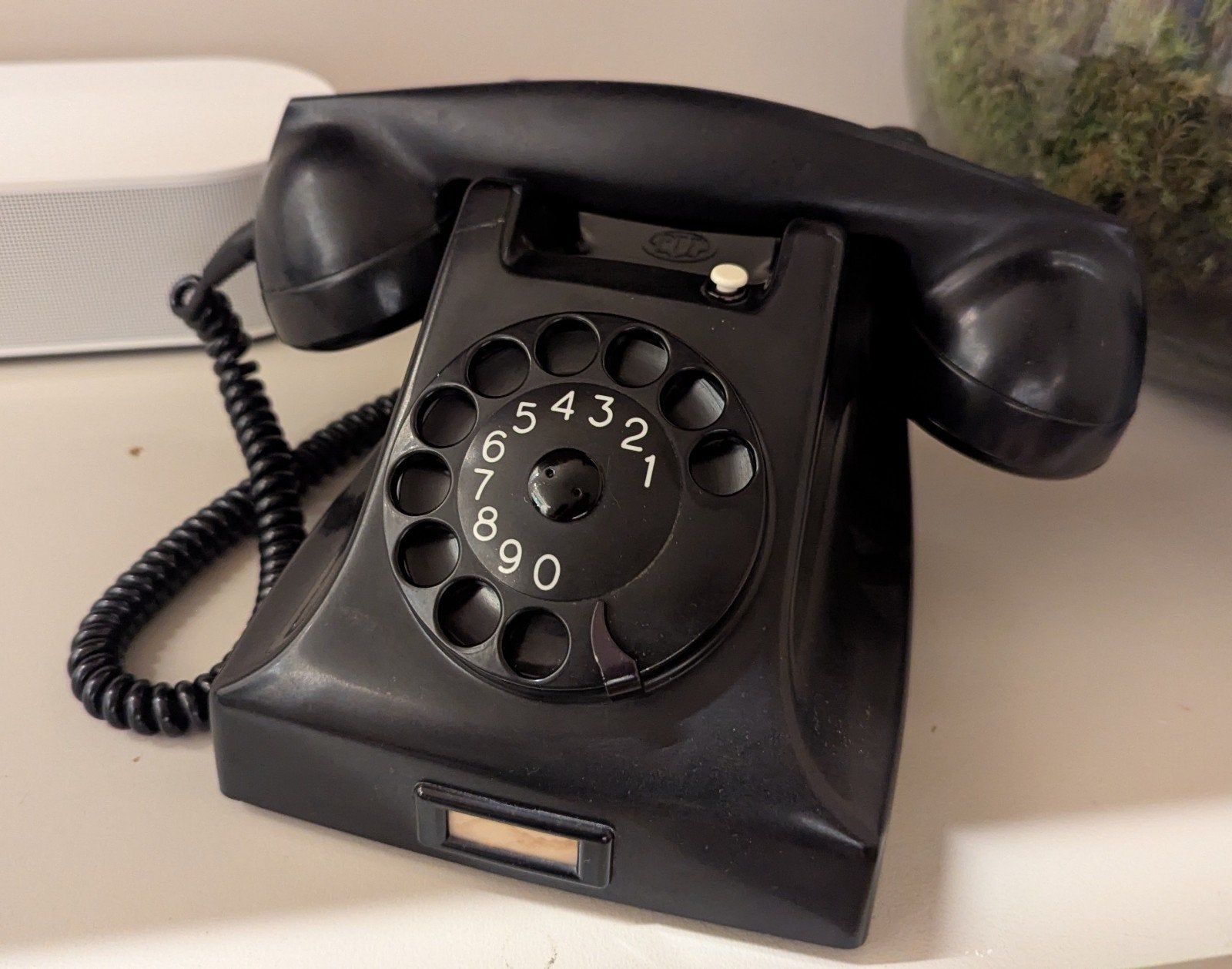 Vintage PTT 1955 draaischijf bakelieten telefoon, zwart, Antiek en Kunst, Ophalen of Verzenden