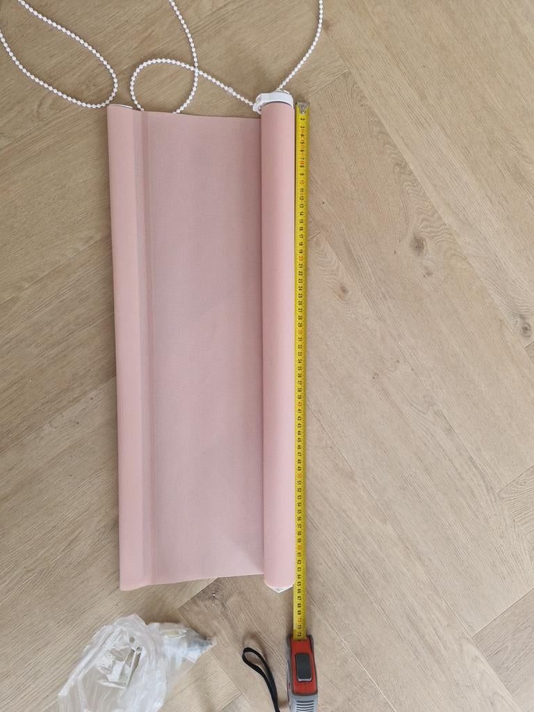Lichtroze rolgordijn op maat van Kwantum - Zo goed als nieuw, Ophalen of Verzenden, Zo goed als nieuw