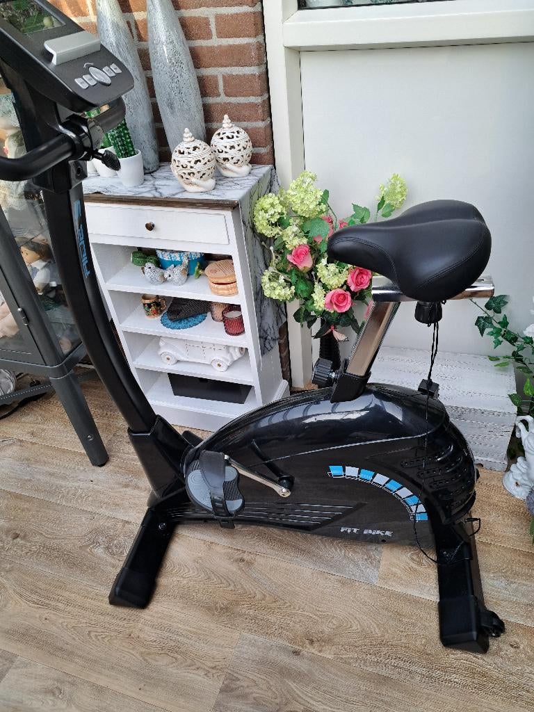 Hometrainer, Sport en Fitness, Fitnessapparatuur, Ophalen, Zo goed als nieuw, Hometrainer