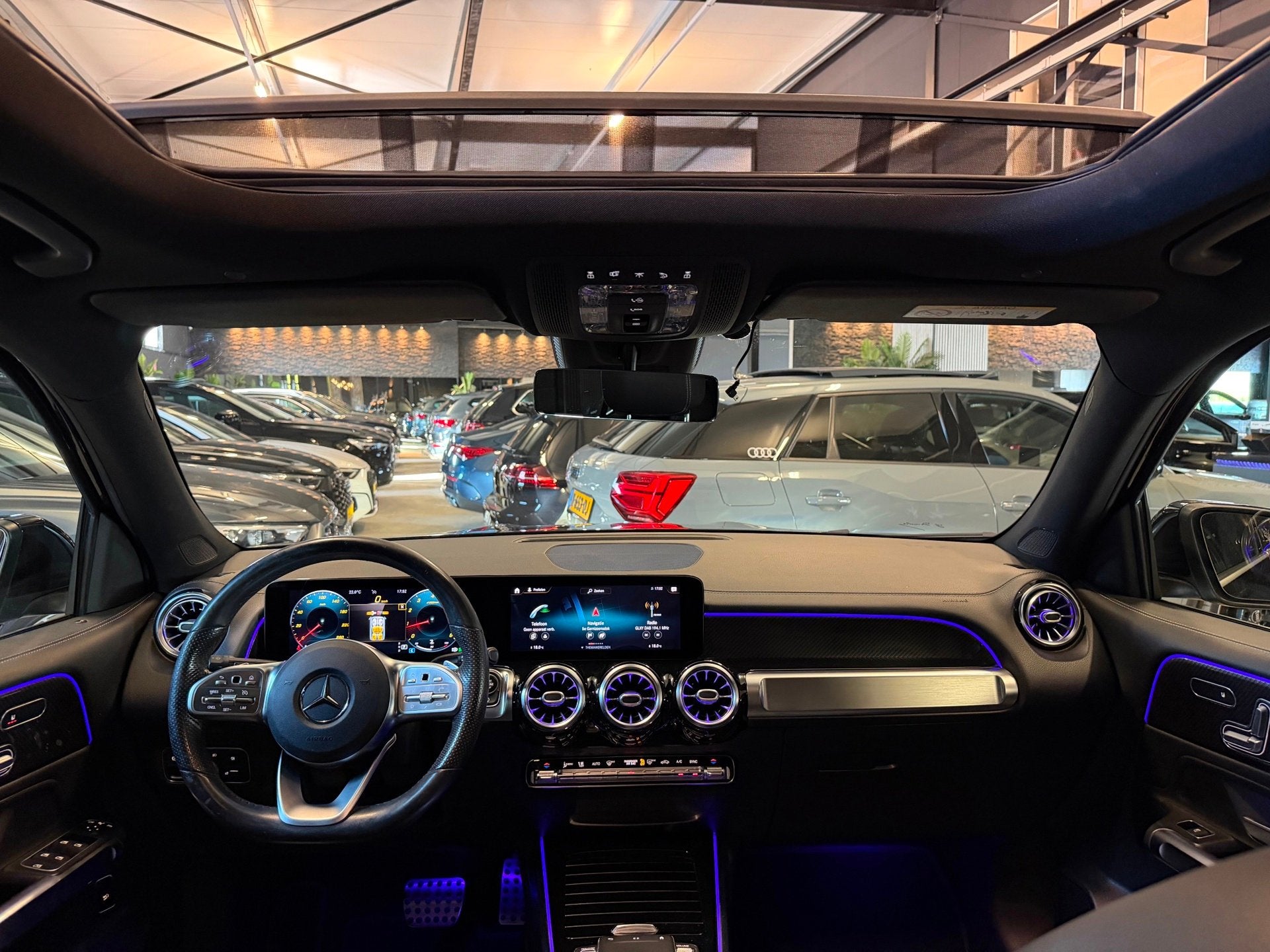 Mercedes-Benz Glb