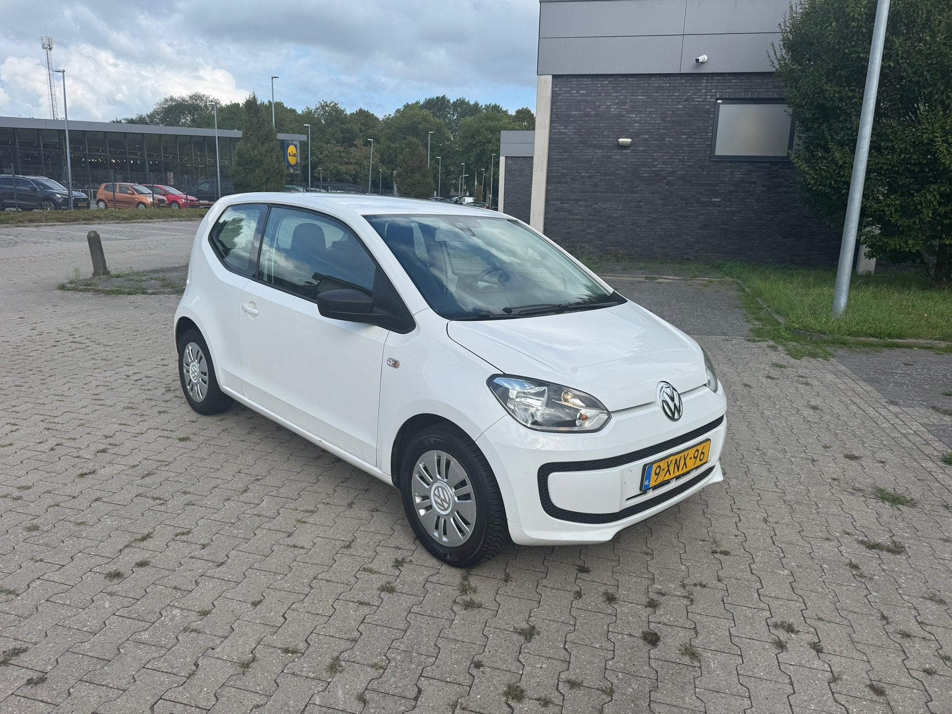 Volkswagen Up! 1.0 move up! BlueMotion, Voorwielaandrijving, Euro 5, Gebruikt, Up!