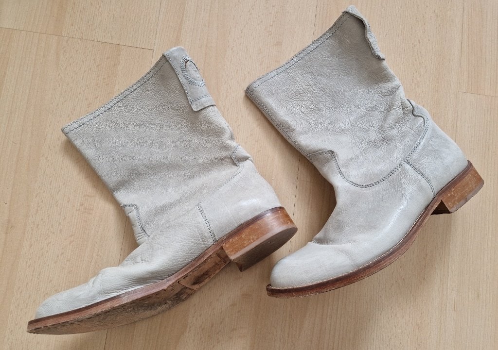 Fred de la Bretoniere laarsjes maat 40, Fred de la Bretoniere, Beige, Lage of Enkellaarzen, Ophalen of Verzenden