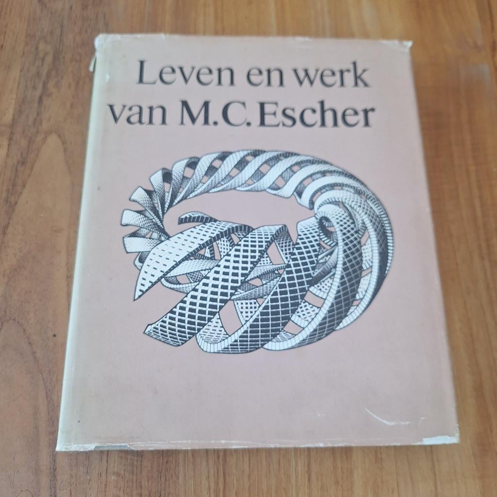 Boek MC Escher eerste druk., Boeken, Ophalen of Verzenden, Overige onderwerpen