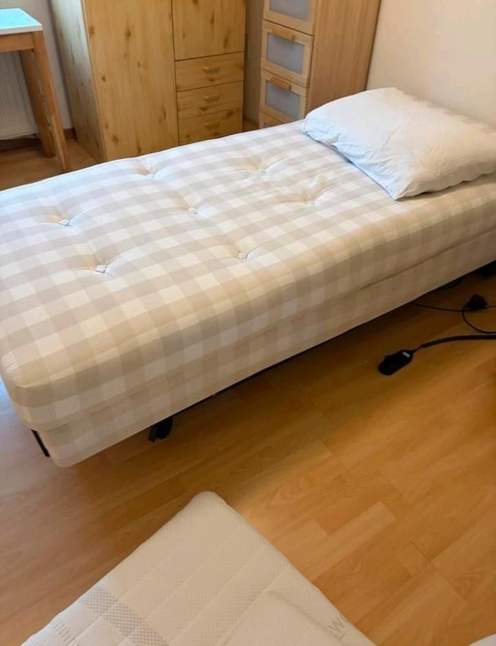 1 persoons boxspring 90 x 200 elektrisch verstelbaar, Ophalen, 90 cm, Eenpersoons, Zo goed als nieuw