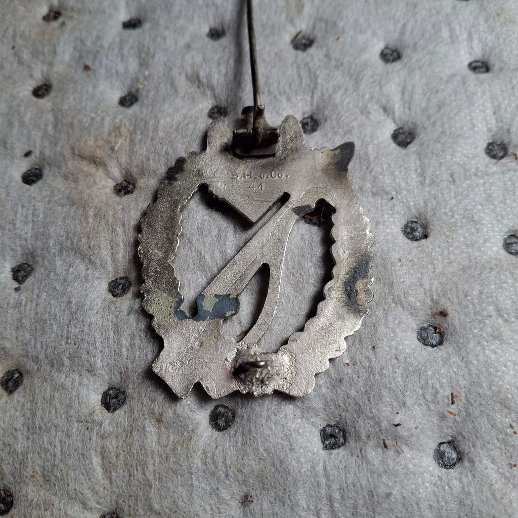 ISA badge ww2, Verzamelen, Militaria | Tweede Wereldoorlog, Ophalen of Verzenden, Duitsland, Embleem of Badge