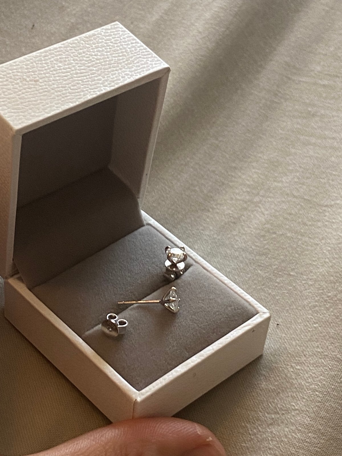 Oorbellen (0.50 Karaat p.s.) Diamond Lab Grown Moissanite, Ophalen of Verzenden, Nieuw, Zilver, Zilver