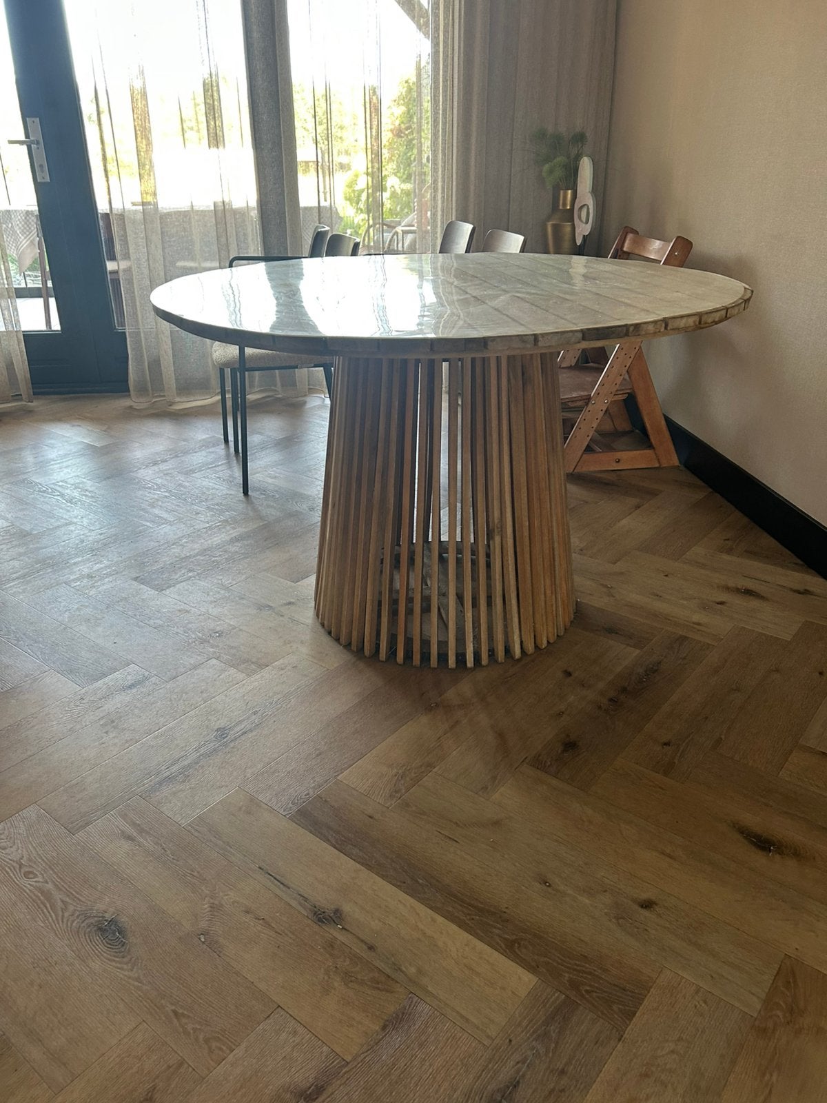 Tuintafel te koop, Tuin en Terras, Ophalen, Zo goed als nieuw, Rond, Hout
